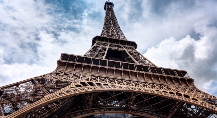 Eiffel-Tower-pexels-photo-149522-3